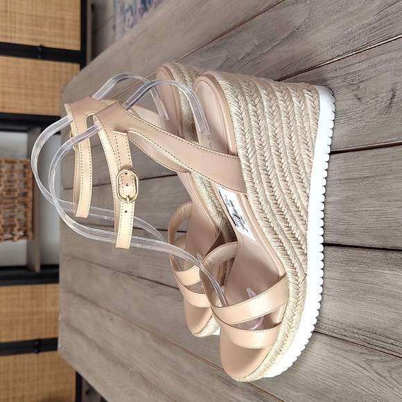 Stuart Weitzman Cream Wedge Sandals Size Women's 11 - Picture 10 of 17